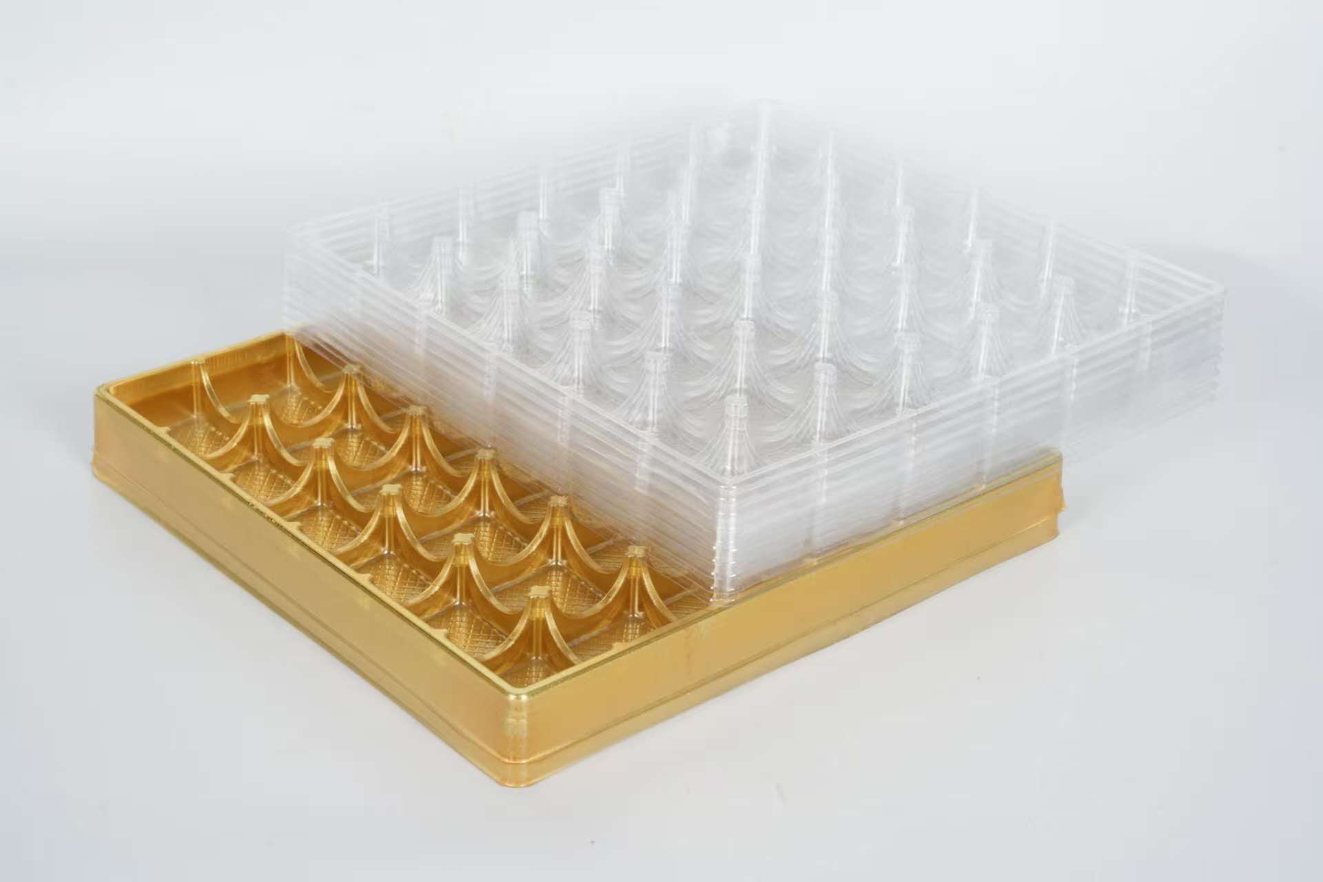 নিষ্পত্তিযোগ্য প্লাস্টিক পিপি উপাদান সুশি খাদ্য ট্রে বক্স 